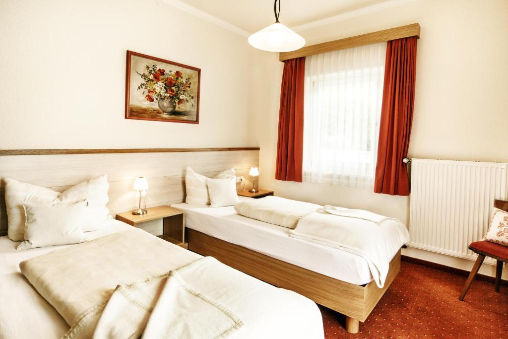Kraners Alpenhof Bio Bed And Breakfast Pension Weissensee Exterior photo